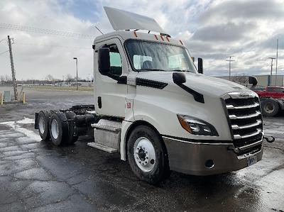 Used 2019 Freightliner Cascadia Detroit DD13 Semi Truck for sale #235444 - photo 1