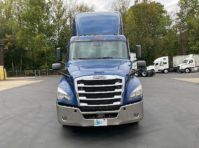 Used 2021 Freightliner Cascadia Detroit DD13 Semi Truck for sale #235587 - photo 2