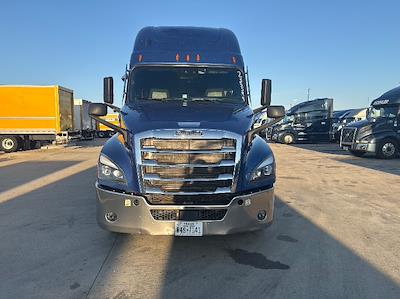 Used 2021 Freightliner Cascadia Detroit DD15AT Semi Truck with Sleeper Cab for sale #235594 - photo 2