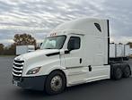 Used 2019 Freightliner Cascadia Detroit DD15AT Semi Truck with Sleeper Cab for sale #235667 - photo 3