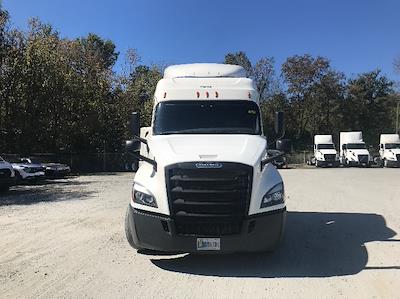 Used 2019 Freightliner Cascadia Detroit DD15AT Semi Truck with Sleeper Cab for sale #237381 - photo 2