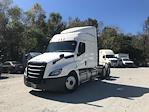 Used 2019 Freightliner Cascadia Detroit DD15AT Semi Truck with Sleeper Cab for sale #237381 - photo 3