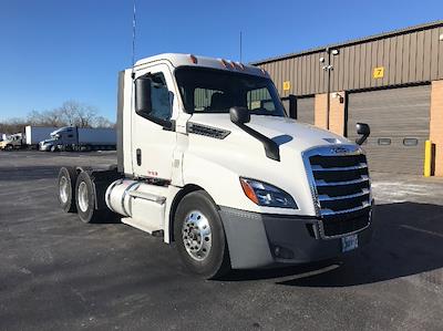 Used 2019 Freightliner Cascadia Detroit DD13 Semi Truck for sale #237484 - photo 1