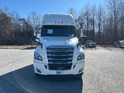 Used 2019 Freightliner Cascadia Detroit DD15AT Semi Truck with Sleeper Cab for sale #238079 - photo 2
