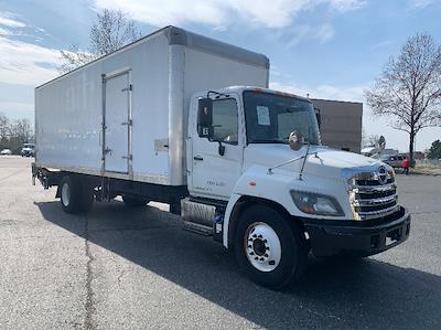 Used 2019 Hino 268A - photo 1