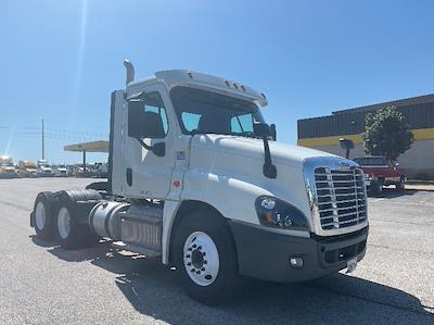 Used 2019 Freightliner Cascadia Detroit DD13 Semi Truck for sale #238592 - photo 1