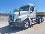 Used 2019 Freightliner Cascadia Detroit DD13 Semi Truck for sale #238592 - photo 3