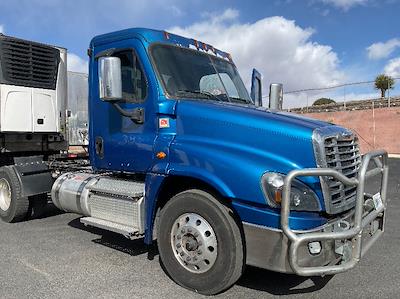 Used 2019 Freightliner Cascadia - photo 1
