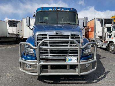 Used 2019 Freightliner Cascadia - photo 1