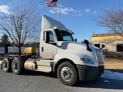 Used 2019 International LT - photo 1