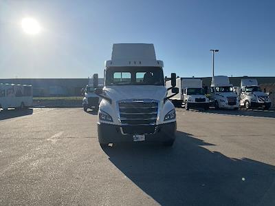Used 2019 Freightliner Cascadia Detroit DD13 Semi Truck for sale #242309 - photo 2
