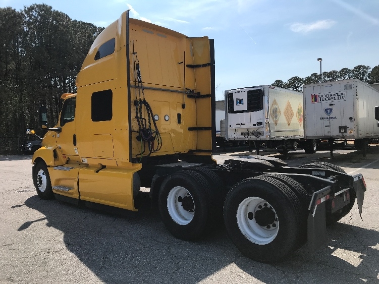 Used 2019 International LT - photo 7