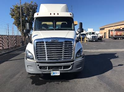 Used 2019 Freightliner Cascadia Detroit DD13 Semi Truck for sale #243272 - photo 2