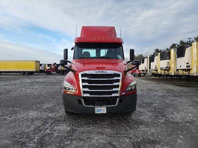 Used 2019 Freightliner Cascadia Detroit DD13 Semi Truck for sale #244413 - photo 2