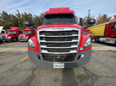 Used 2019 Freightliner Cascadia Detroit DD13 Semi Truck for sale #244423 - photo 2