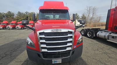 Used 2019 Freightliner Cascadia Detroit DD13 Semi Truck for sale #244429 - photo 2
