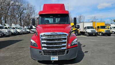 Used 2019 Freightliner Cascadia Detroit DD13 Semi Truck for sale #244435 - photo 2