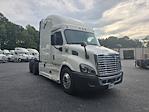 Used 2019 Freightliner Cascadia Detroit DD13 Semi Truck with Sleeper Cab for sale #244805 - photo 1