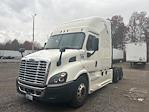 Used 2019 Freightliner Cascadia Detroit DD13 Semi Truck with Sleeper Cab for sale #244811 - photo 1