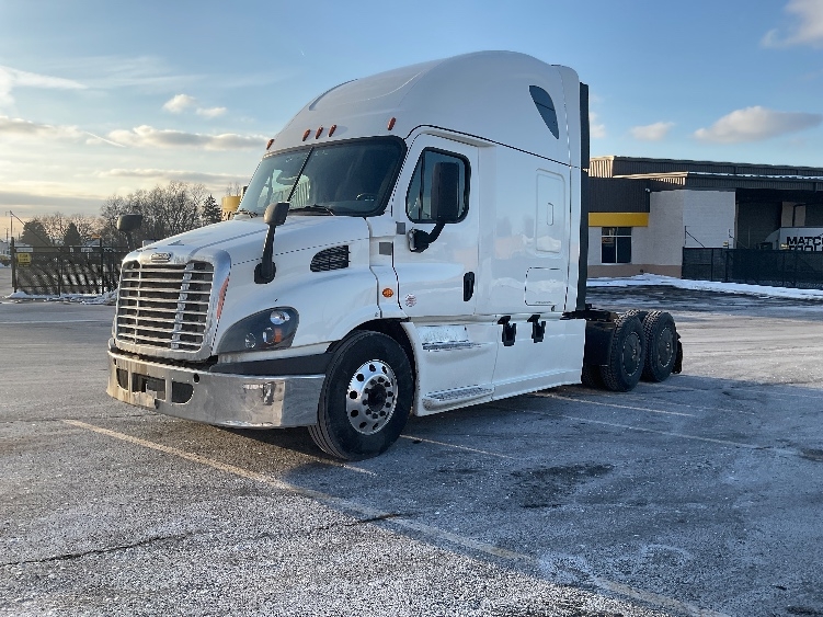 Used 2019 Freightliner Cascadia - photo 5