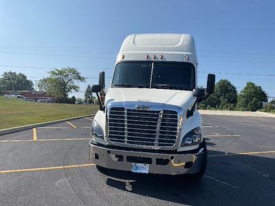 Used 2019 Freightliner Cascadia Detroit DD13 Semi Truck with Sleeper Cab for sale #244821 - photo 2