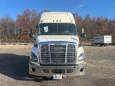 Used 2019 Freightliner Cascadia Detroit DD13 Semi Truck with Sleeper Cab for sale #244823 - photo 2