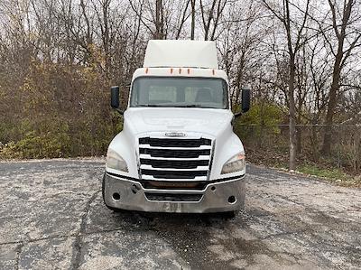 Used 2019 Freightliner Cascadia Detroit DD13 Semi Truck for sale #245338 - photo 2