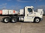 Used 2019 Freightliner Cascadia Detroit DD13 Semi Truck for sale #247228 - photo 8