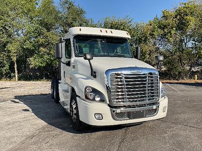 Used 2019 Freightliner Cascadia Detroit DD13 Semi Truck for sale #247231 - photo 1