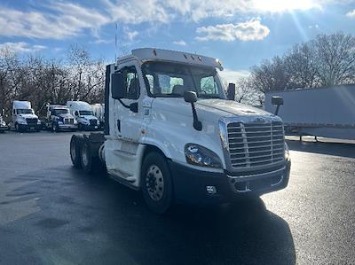 Used 2019 Freightliner Cascadia Detroit DD13 Semi Truck for sale #247234 - photo 1