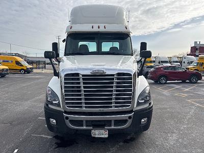 Used 2019 Freightliner Cascadia Detroit DD13 Semi Truck for sale #247248 - photo 2