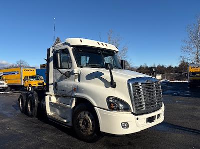 Used 2019 Freightliner Cascadia Detroit DD13 Semi Truck for sale #247251 - photo 1