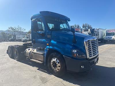 Used 2019 Freightliner Cascadia Detroit DD15AT Semi Truck for sale #249320 - photo 1