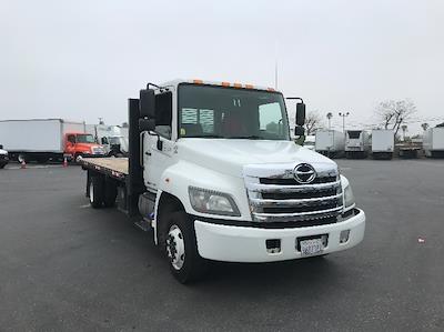 Used 2019 Hino 268A Single Cab Flatbed Truck for sale #249921 - photo 1