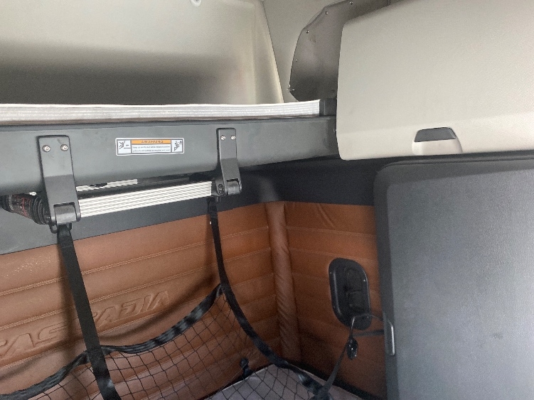 Used 2019 Freightliner Cascadia - photo 20