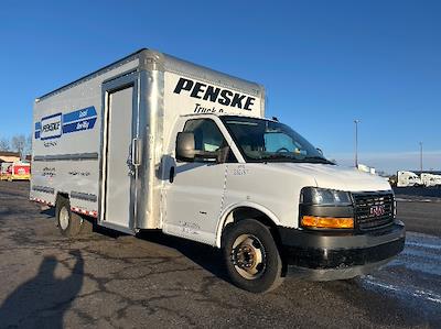 Used 2022 GMC Savana 3500 - photo 1