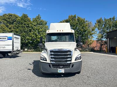 Used 2019 Freightliner Cascadia Detroit DD13 Semi Truck for sale #254545 - photo 2