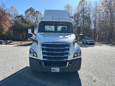 Used 2019 Freightliner Cascadia Detroit DD13 Semi Truck for sale #254553 - photo 2