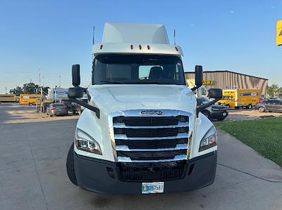 Used 2019 Freightliner Cascadia Detroit DD13 Semi Truck for sale #254572 - photo 2