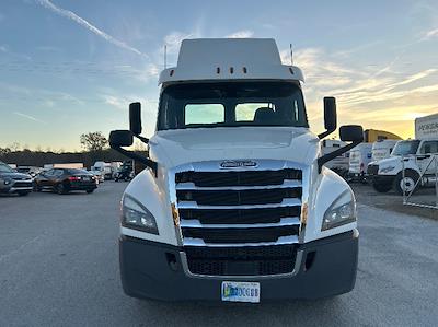 Used 2019 Freightliner Cascadia Detroit DD13 Semi Truck for sale #254578 - photo 2