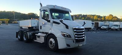 Used 2019 Freightliner Cascadia Detroit DD13 Semi Truck for sale #254667 - photo 1