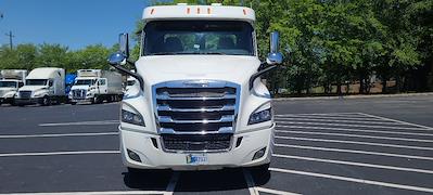 Used 2019 Freightliner Cascadia Detroit DD13 Semi Truck for sale #254668 - photo 2