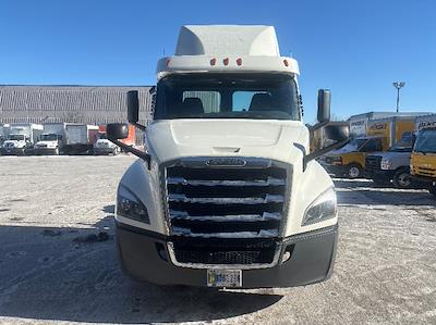 Used 2019 Freightliner Cascadia Detroit DD13 Semi Truck for sale #255041 - photo 2
