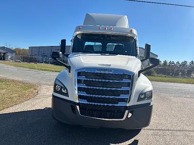 Used 2019 Freightliner Cascadia Detroit DD13 Semi Truck for sale #255050 - photo 2