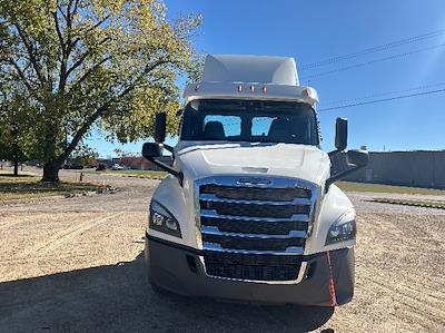 Used 2019 Freightliner Cascadia Detroit DD13 Semi Truck for sale #255057 - photo 2