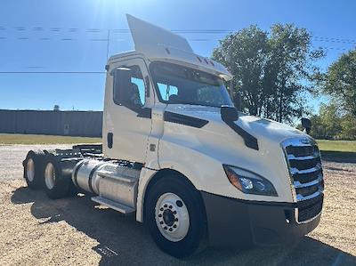 Used 2019 Freightliner Cascadia Detroit DD13 Semi Truck for sale #255058 - photo 1