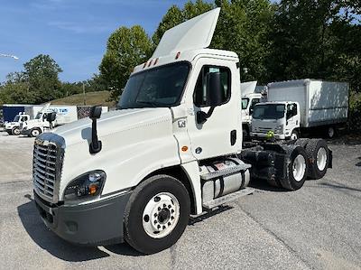 Used 2019 Freightliner Cascadia Detroit DD13 Semi Truck for sale #255213 - photo 1