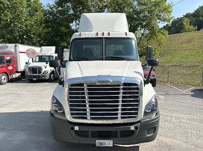 Used 2019 Freightliner Cascadia Detroit DD13 Semi Truck for sale #255213 - photo 2