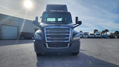Used 2019 Freightliner Cascadia Detroit DD13 Semi Truck for sale #255332 - photo 2