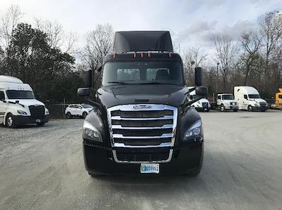Used 2019 Freightliner Cascadia Detroit DD13 Semi Truck for sale #255334 - photo 2